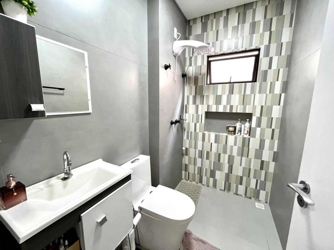 Casa à venda no Saguaçu, Joinville · 3 quartos. Foto 23