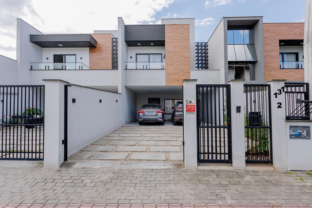 Casa à venda no Saguaçu, Joinville · 3 quartos. Foto 49