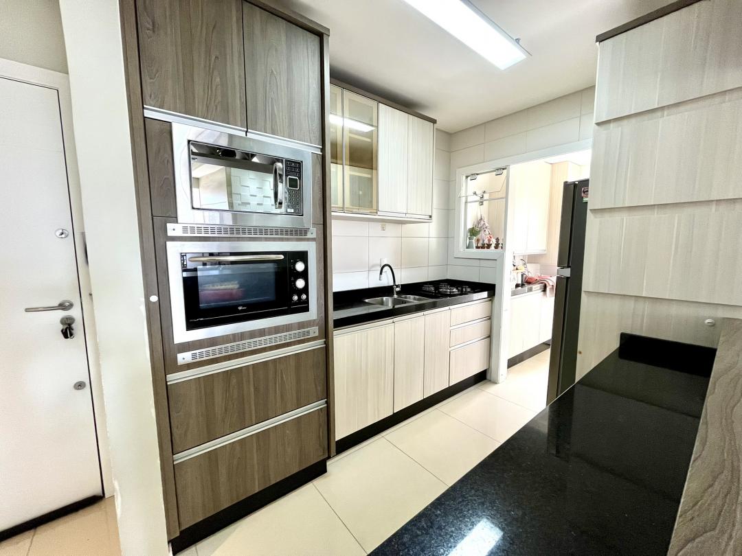 Apartamento à venda no América, Joinville · 3 quartos. Foto 6