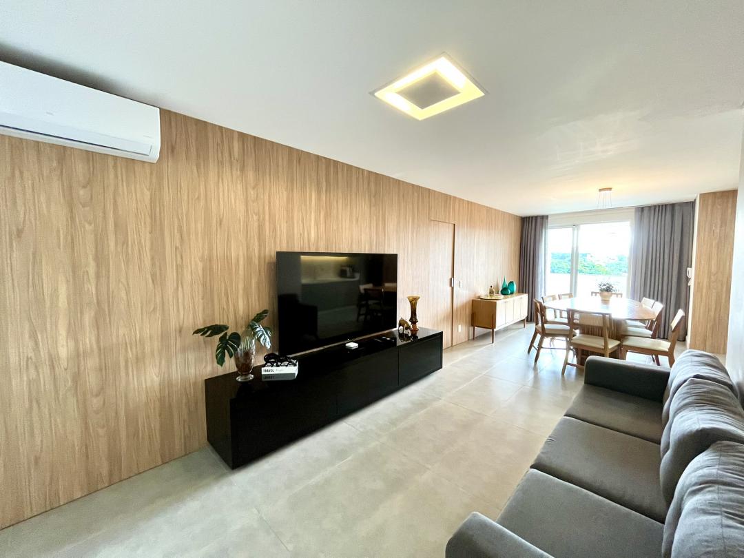 Apartamento à venda no América, Joinville, com 3 quartos e 140 m²