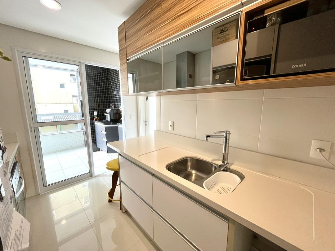 Apartamento à venda no Atiradores, Joinville · 3 quartos. Foto 6