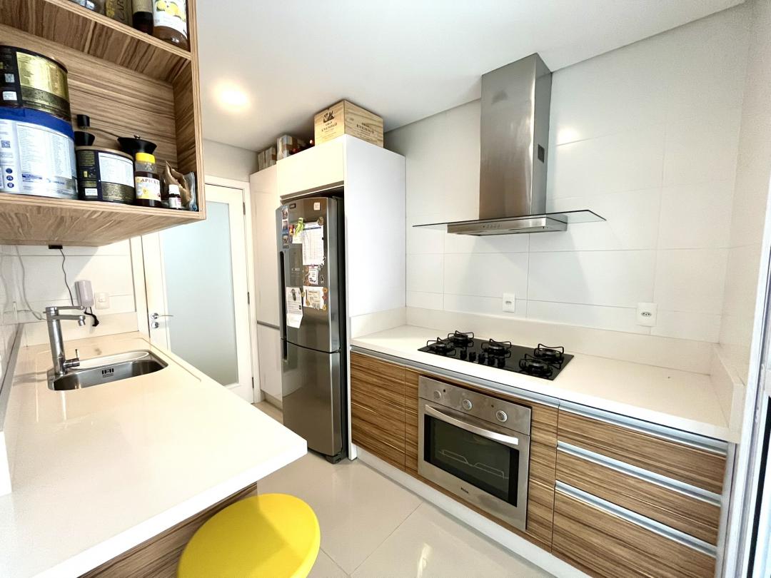 Apartamento à venda no Atiradores, Joinville · 3 quartos. Foto 9