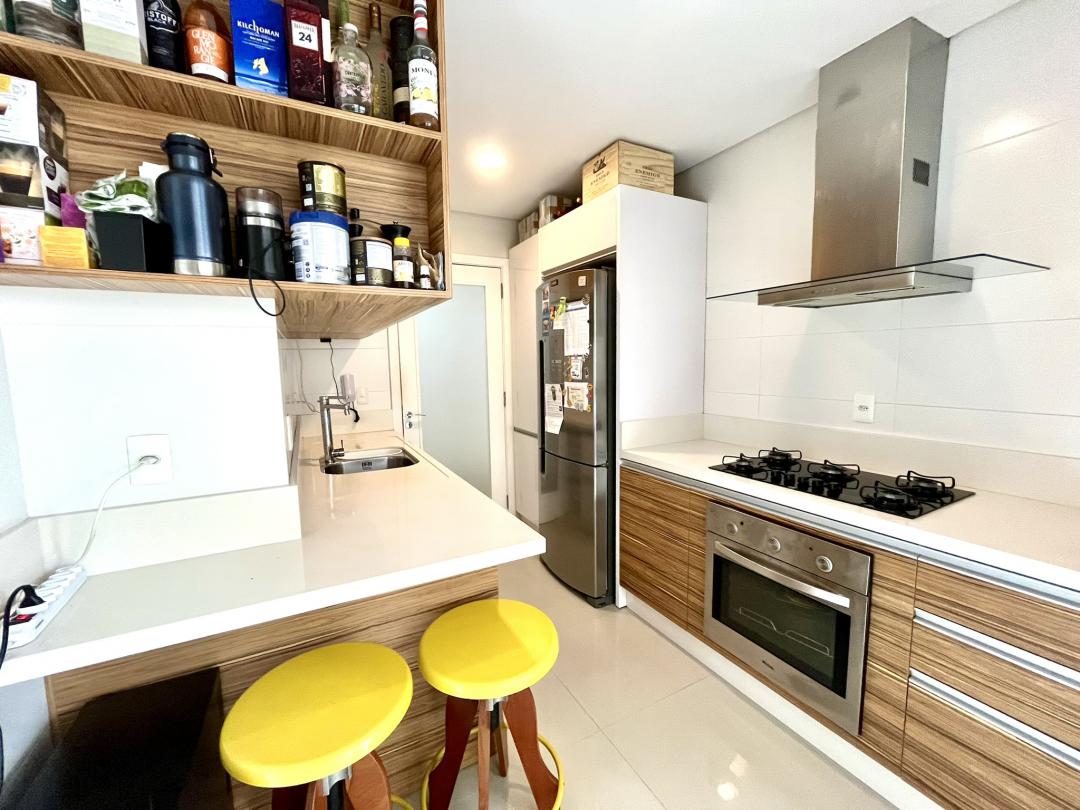 Apartamento à venda no Atiradores, Joinville · 3 quartos. Foto 5