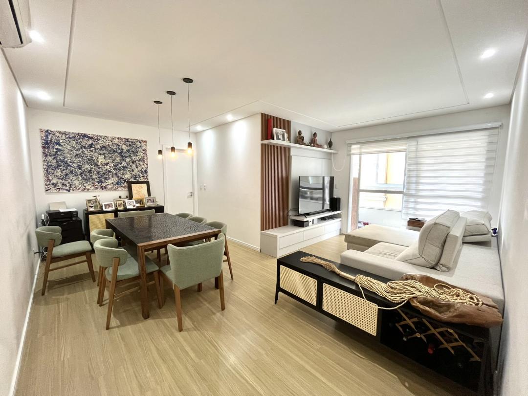 Apartamento à venda no Atiradores, Joinville · 3 quartos. Foto 2