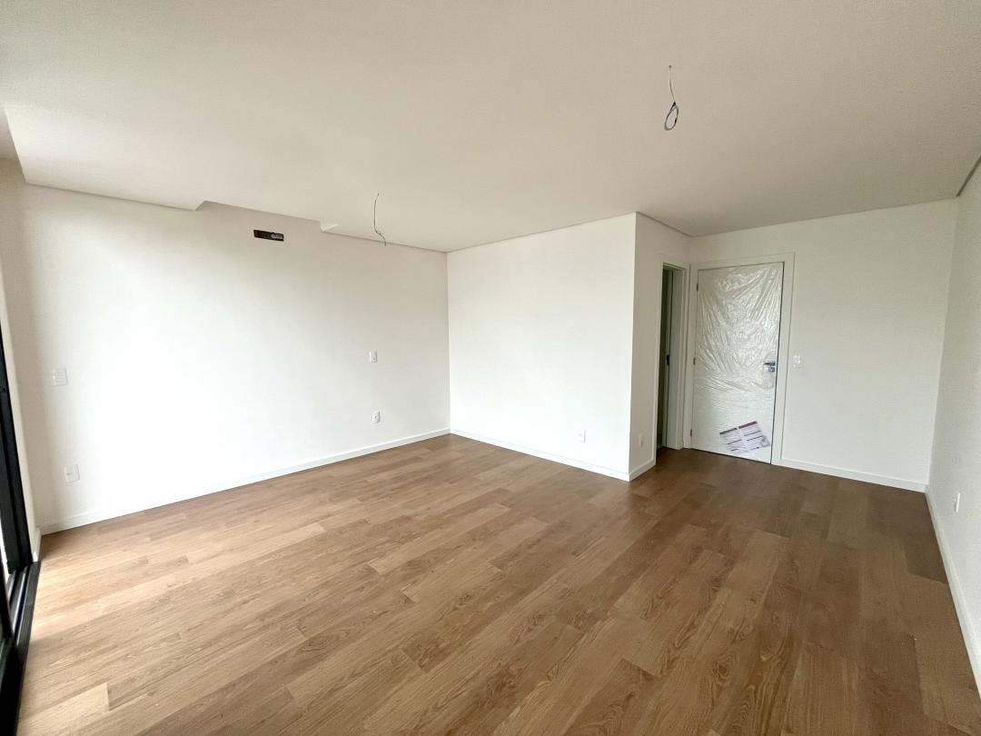 Casa à venda no Saguaçu, Joinville · 3 quartos. Foto 26