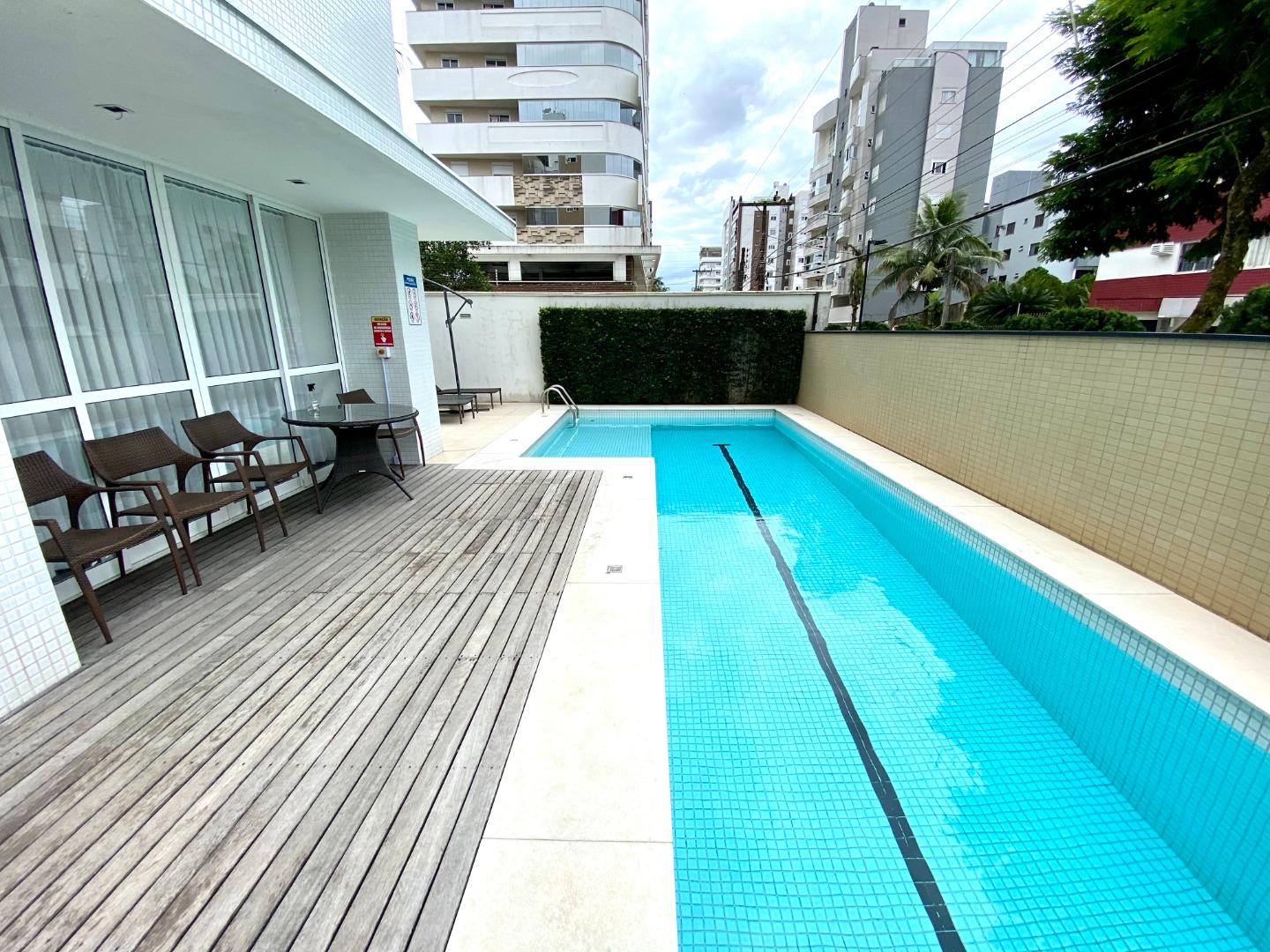 Apartamento à venda no América, Joinville · 4 quartos. Foto 35