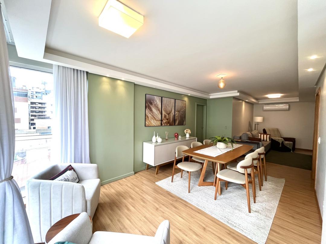 Apartamento à venda no América, Joinville · 4 quartos. Foto 12