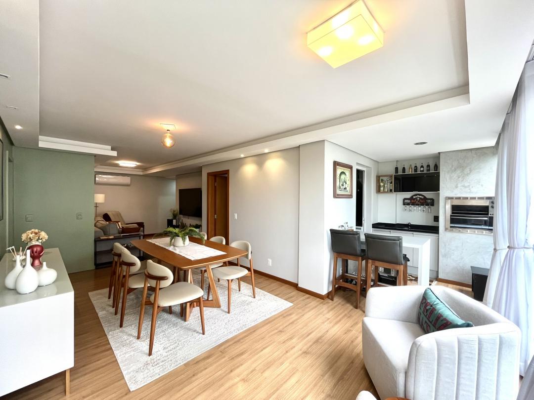 Apartamento à venda no América, Joinville · 4 quartos. Foto 14