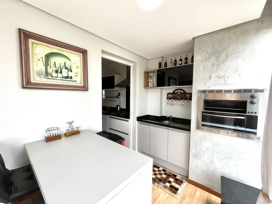 Apartamento à venda no América, Joinville · 4 quartos. Foto 15