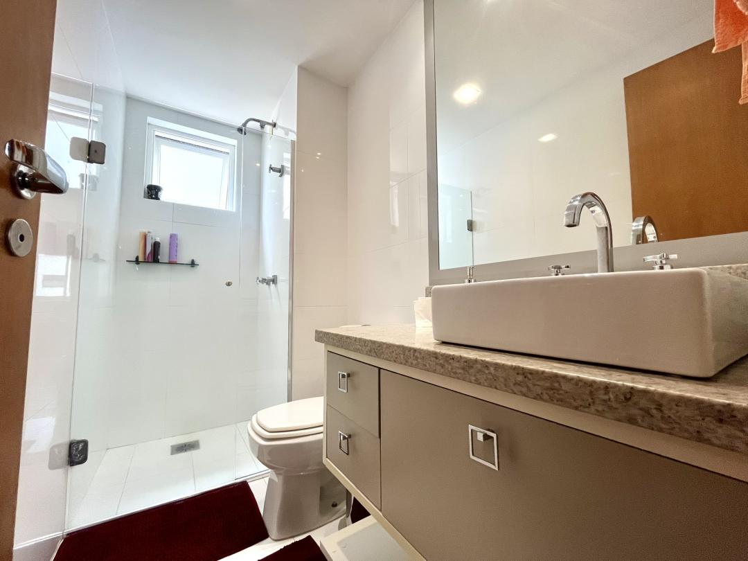 Apartamento à venda no América, Joinville · 4 quartos. Foto 25