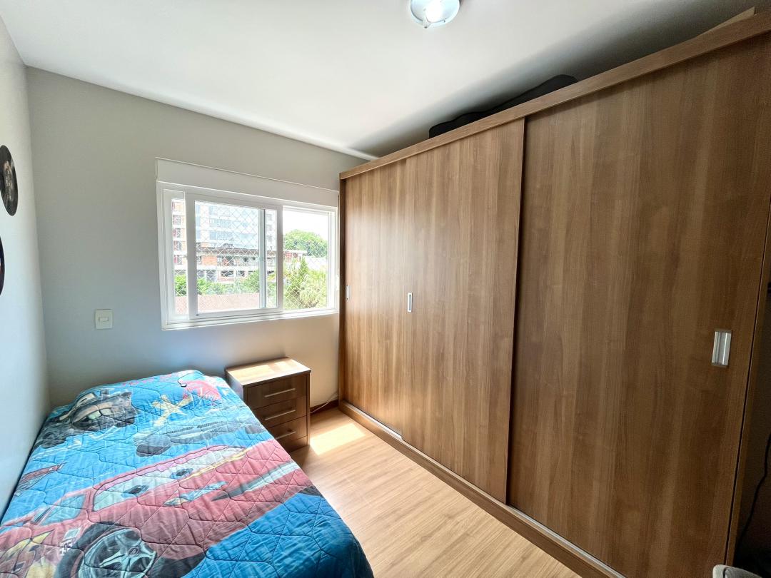 Apartamento à venda no América, Joinville · 4 quartos. Foto 27