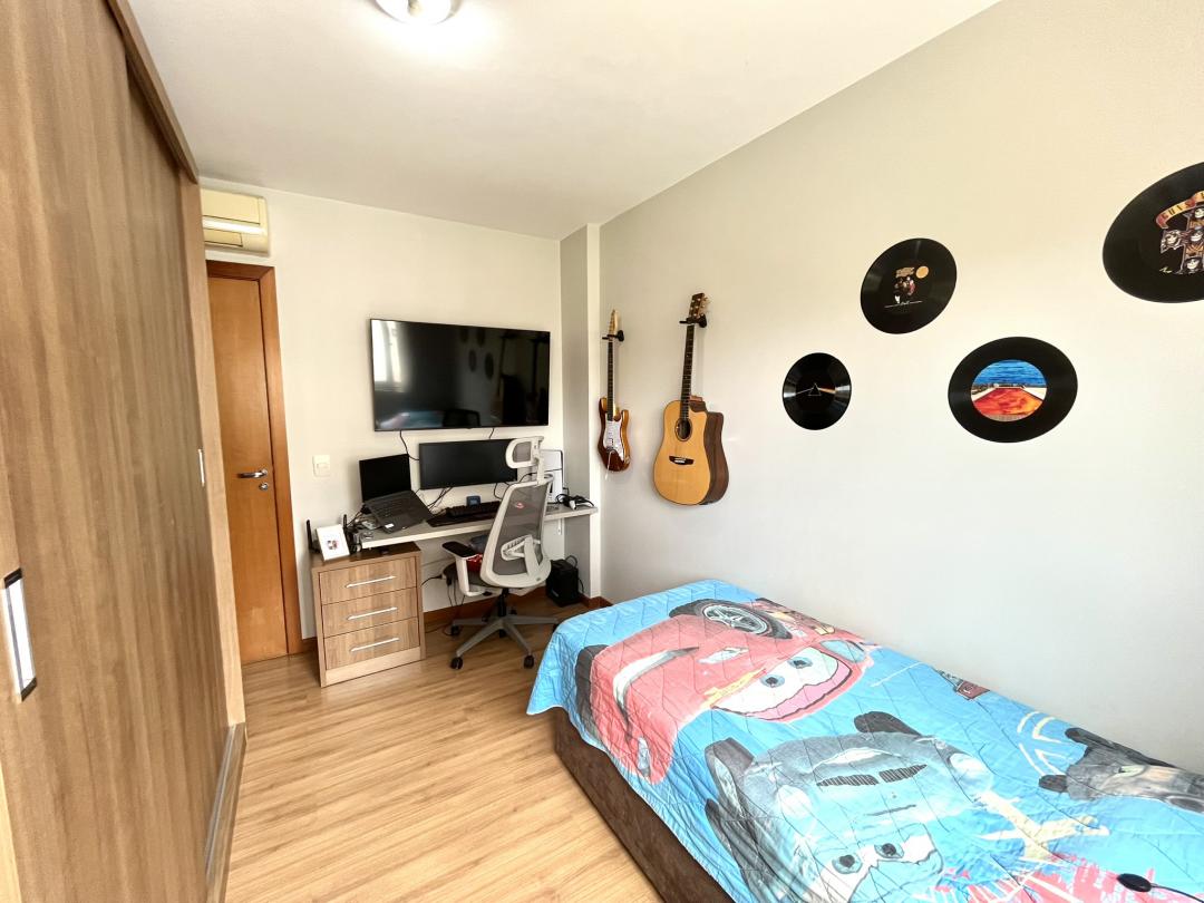 Apartamento à venda no América, Joinville · 4 quartos. Foto 28