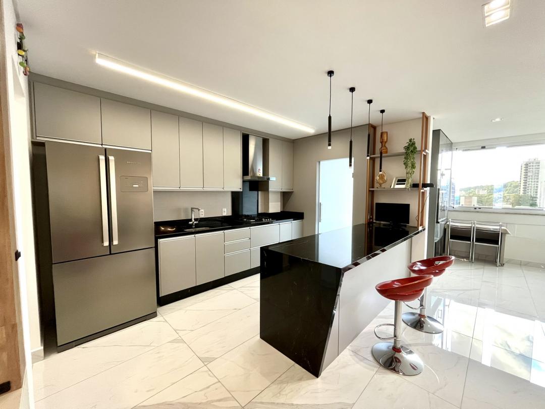 Apartamento à venda no América, Joinville · 2 quartos. Foto 5