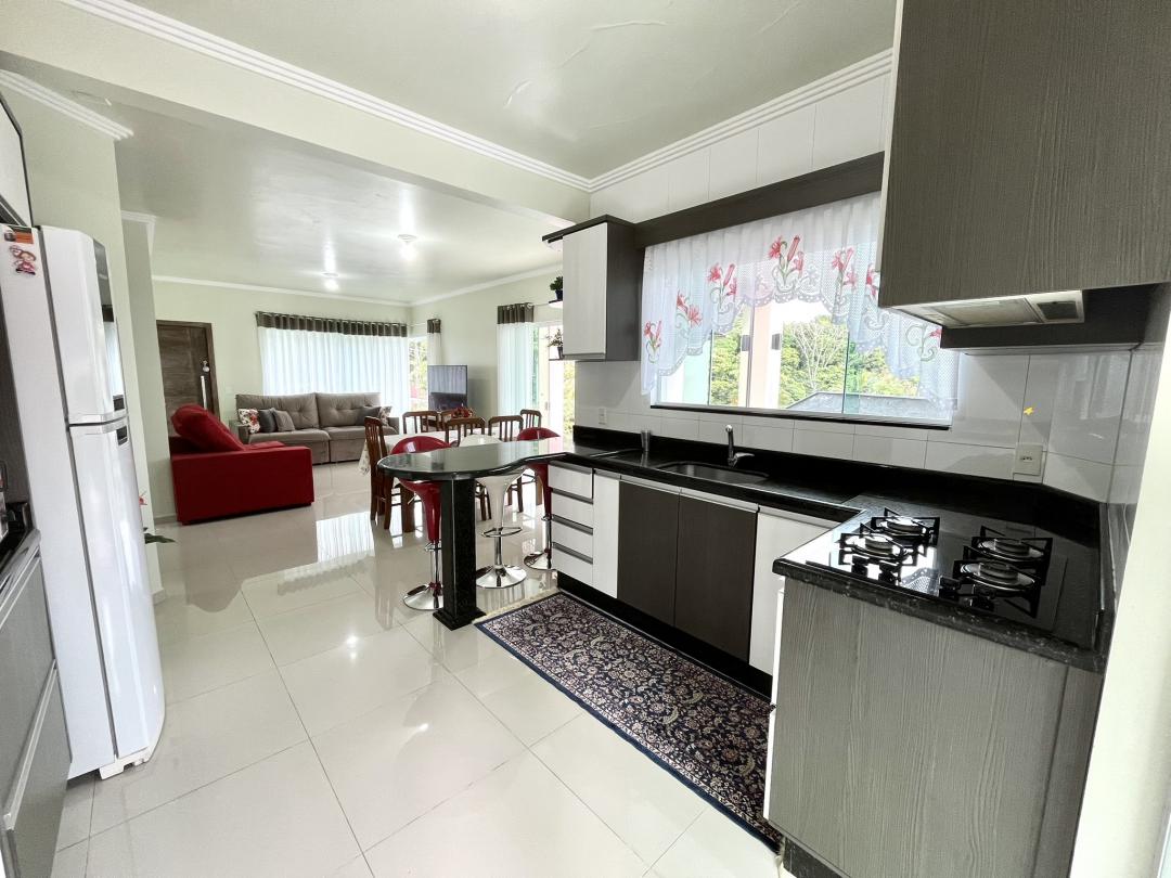 Casa à venda no Bom Retiro, Joinville · 3 quartos. Foto 5