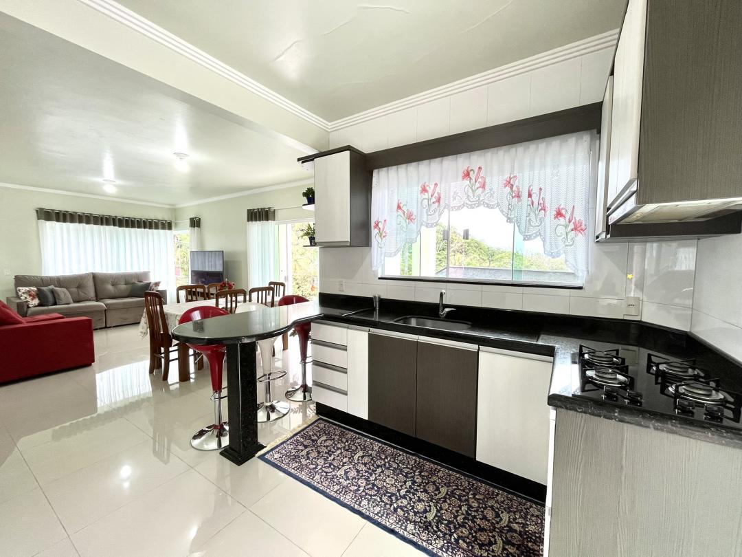 Casa à venda no Bom Retiro, Joinville · 3 quartos. Foto 6