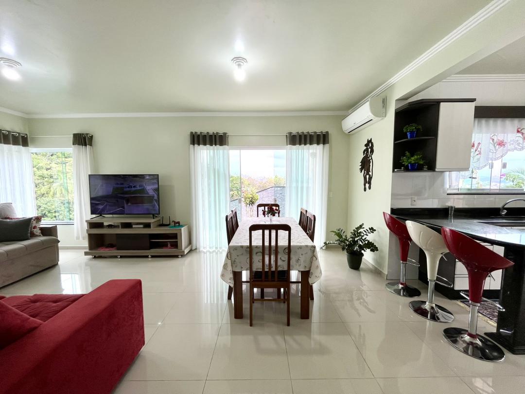 Casa à venda no Bom Retiro, Joinville · 3 quartos. Foto 9