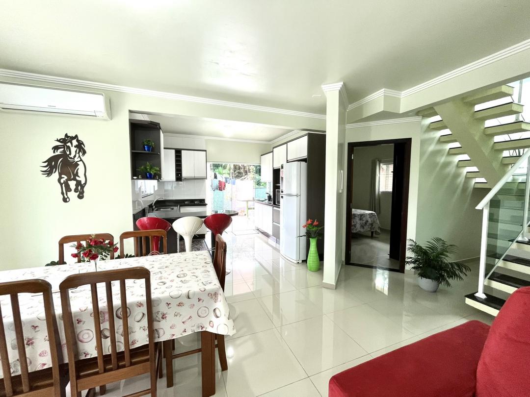 Casa à venda no Bom Retiro, Joinville · 3 quartos. Foto 11