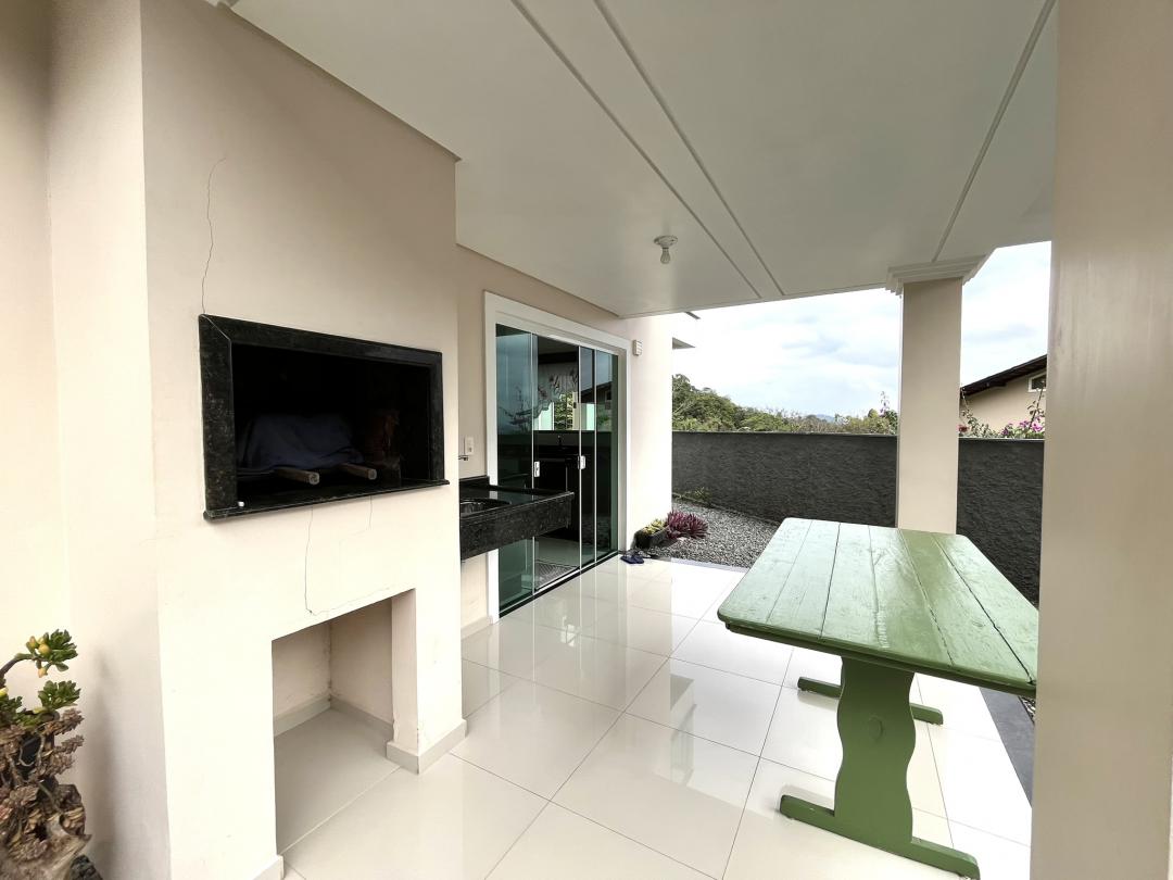 Casa à venda no Bom Retiro, Joinville · 3 quartos. Foto 18