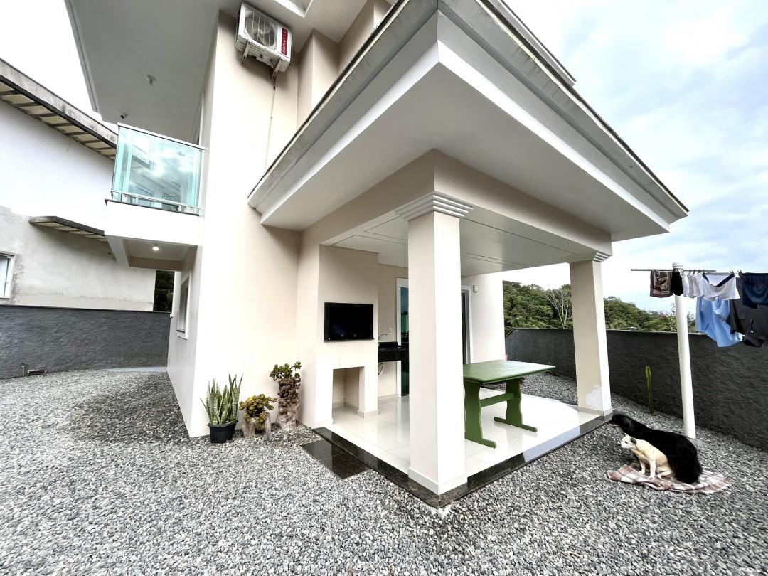 Casa à venda no Bom Retiro, Joinville · 3 quartos. Foto 19