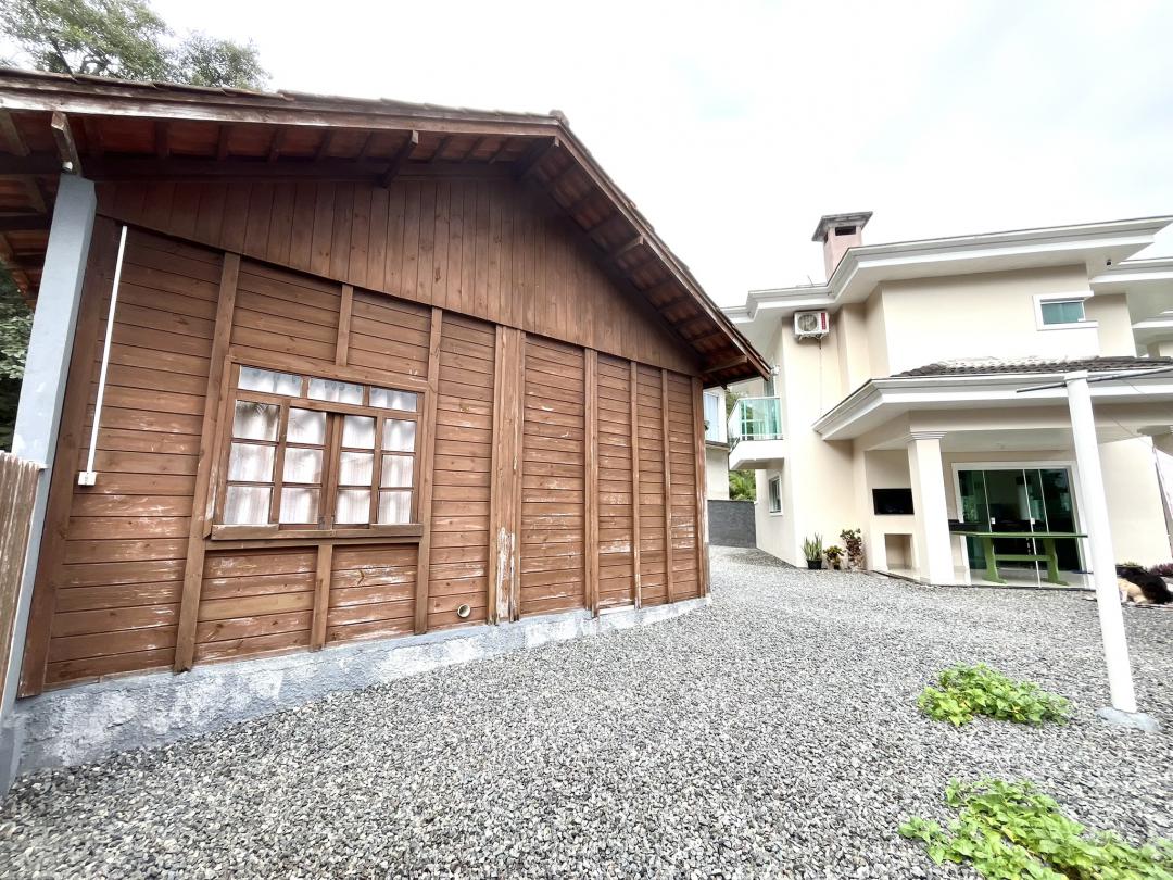 Casa à venda no Bom Retiro, Joinville · 3 quartos. Foto 21