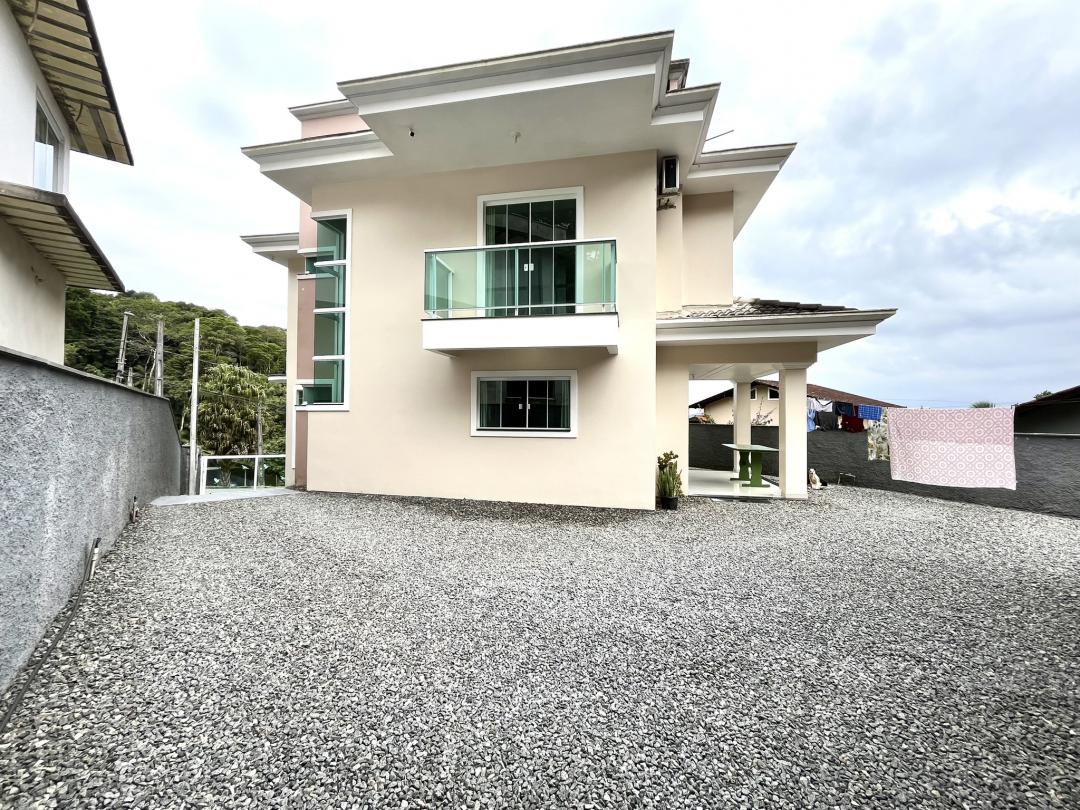 Casa à venda no Bom Retiro, Joinville · 3 quartos. Foto 23