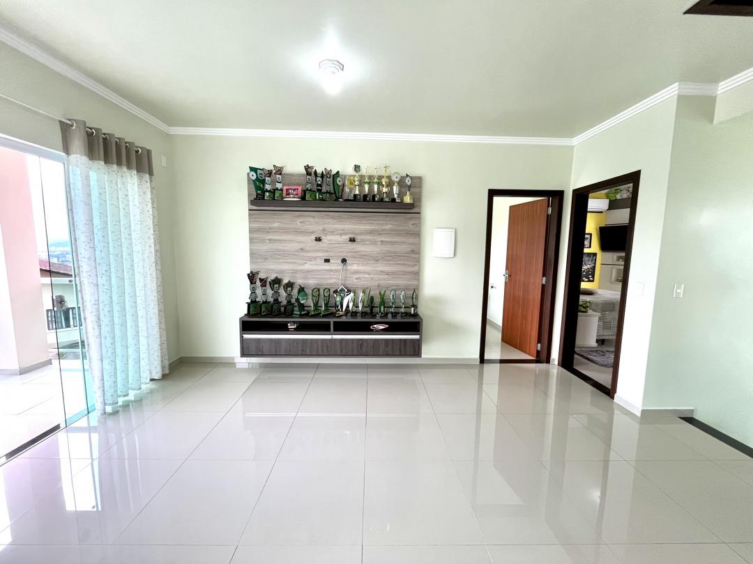Casa à venda no Bom Retiro, Joinville · 3 quartos. Foto 30