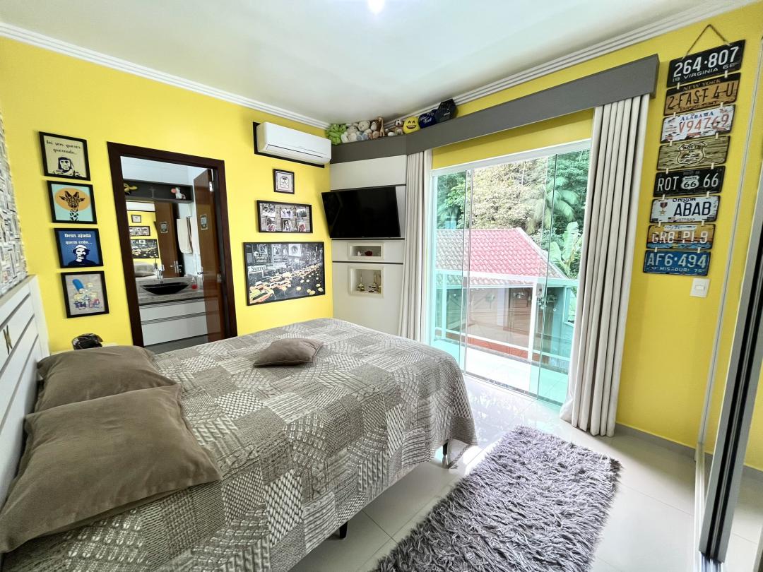 Casa à venda no Bom Retiro, Joinville · 3 quartos. Foto 35