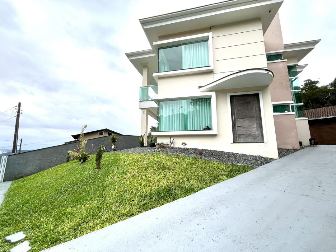 Casa à venda no Bom Retiro, Joinville · 3 quartos. Foto 43