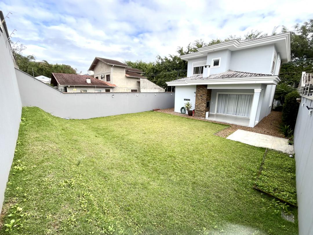 Casa à venda no Bom Retiro, Joinville · 3 quartos. Foto 33