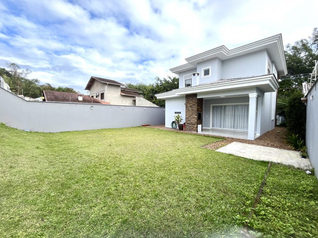 Casa à venda no Bom Retiro, Joinville · 3 quartos. Foto 34