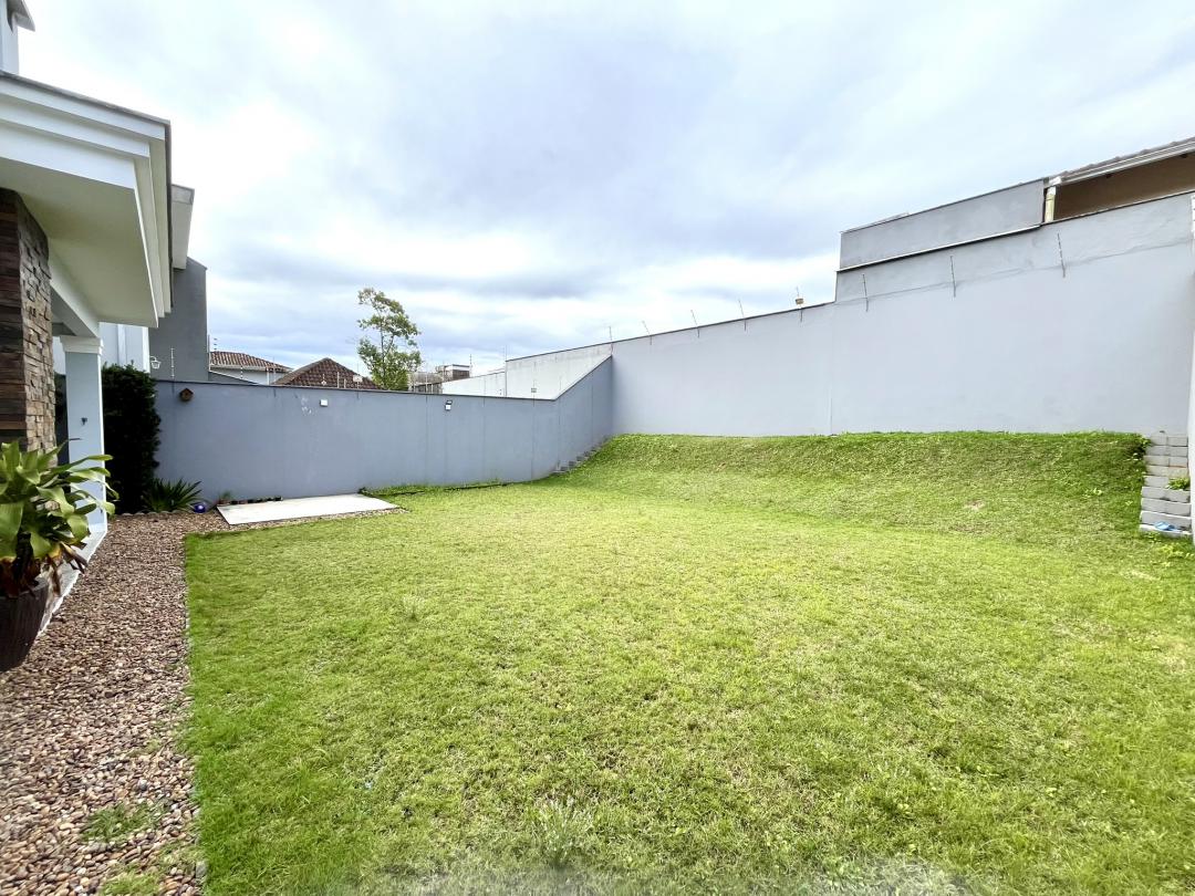 Casa à venda no Bom Retiro, Joinville · 3 quartos. Foto 36