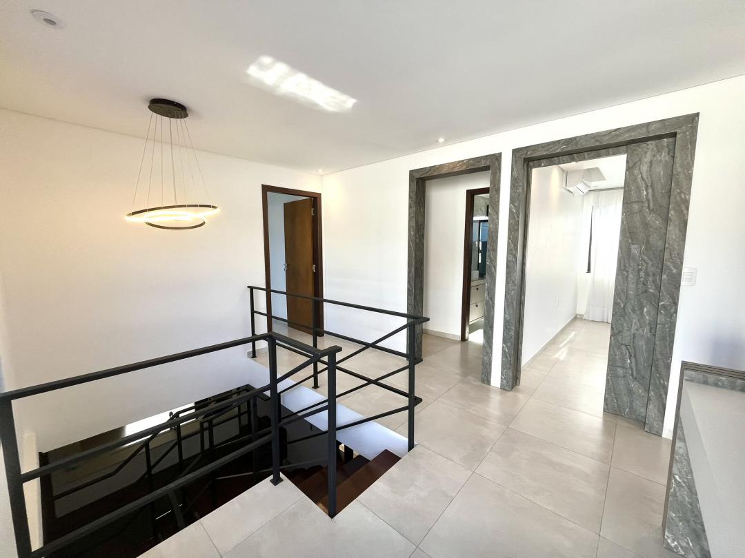 Casa à venda no Bom Retiro, Joinville · 6 quartos. Foto 35