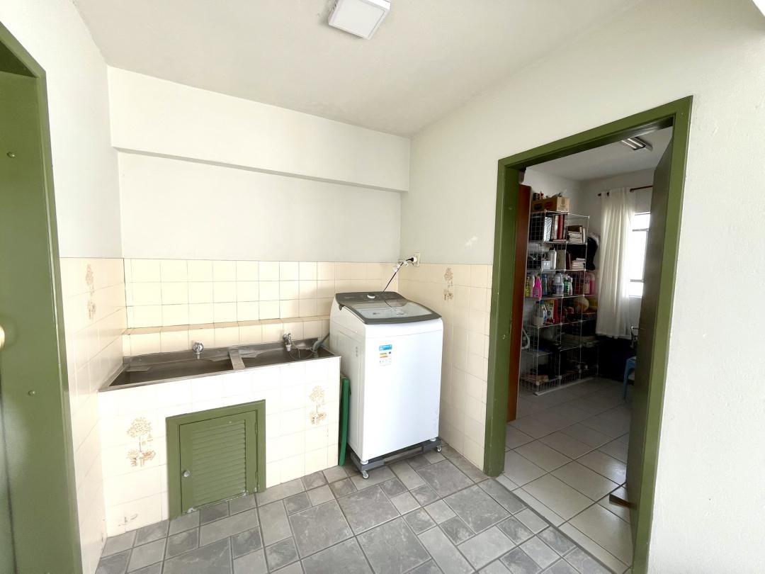 Casa à venda no Saguaçu, Joinville · 3 quartos. Foto 14