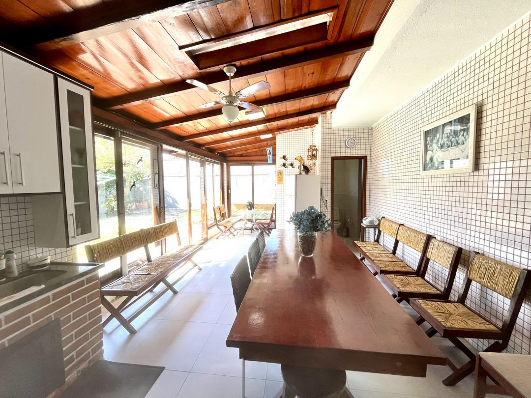 Casa à venda no Saguaçu, Joinville · 3 quartos. Foto 16