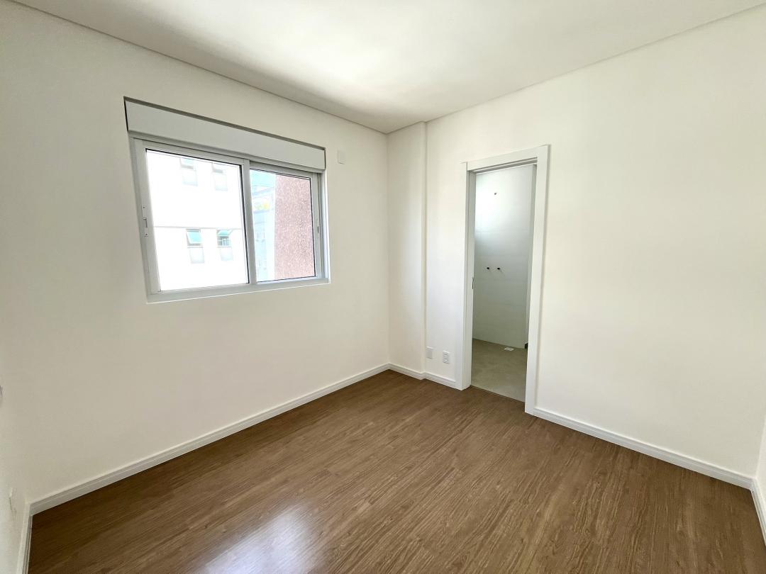 Apartamento à venda no América, Joinville · 3 quartos. Foto 32