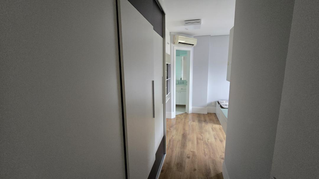 Cobertura à venda no Atiradores, Joinville · 3 quartos. Foto 14