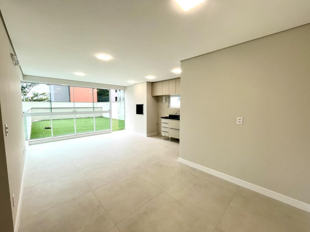 Apartamento à venda no Atiradores, Joinville · 2 quartos. Foto 2