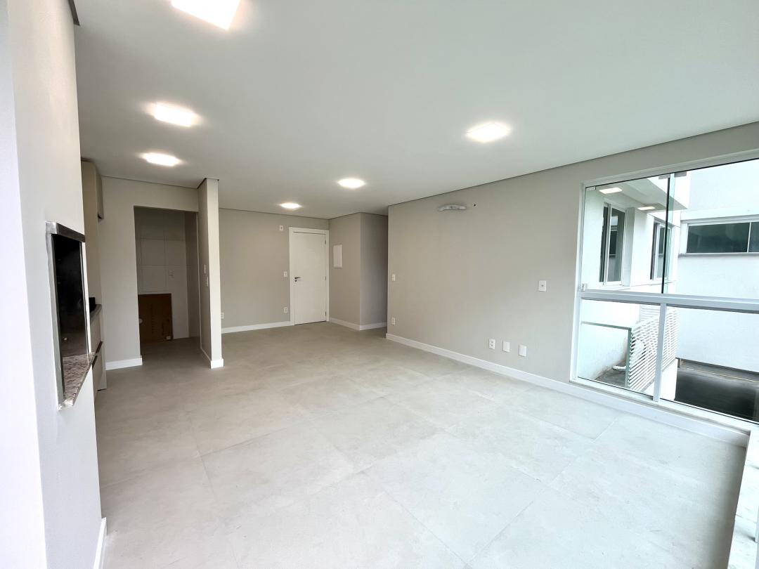 Apartamento à venda no Atiradores, Joinville · 2 quartos. Foto 7