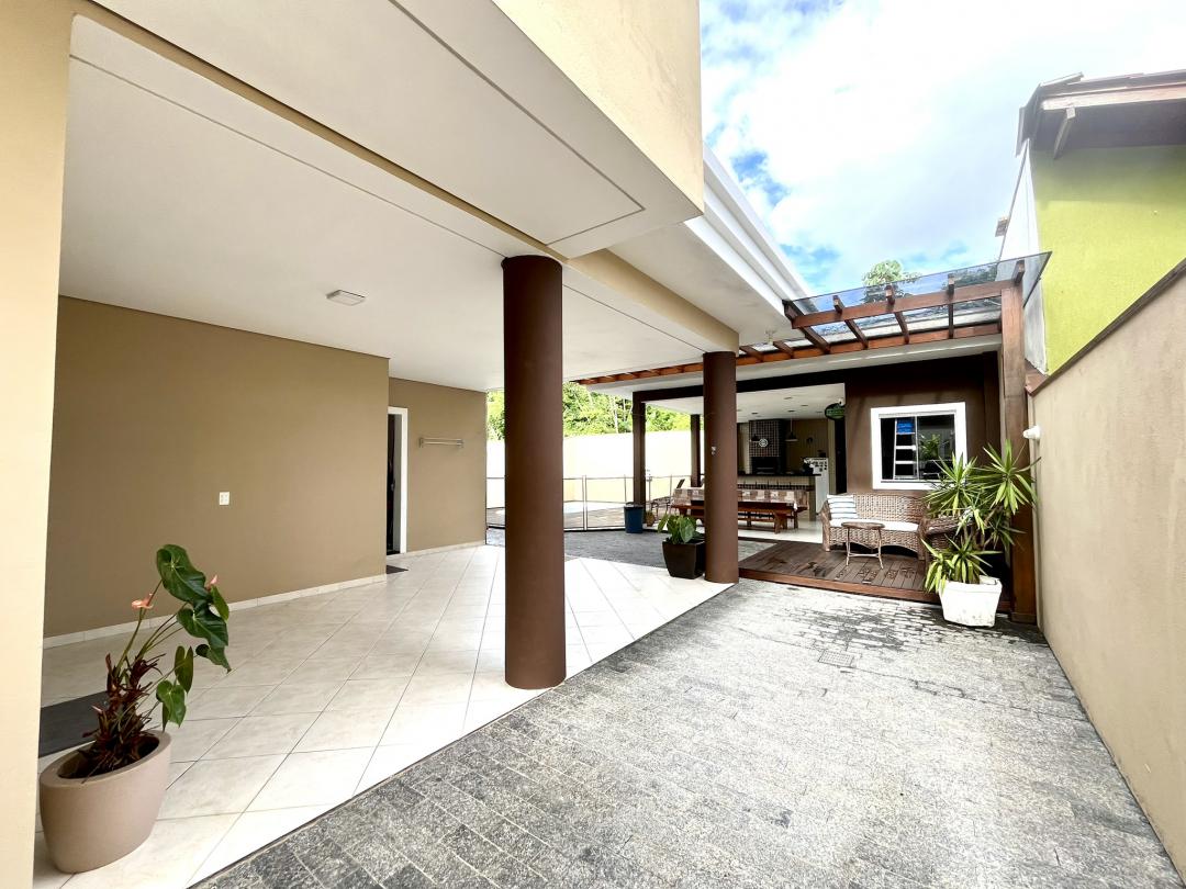 Casa à venda no Costa e Silva, Joinville · 3 quartos. Foto 4