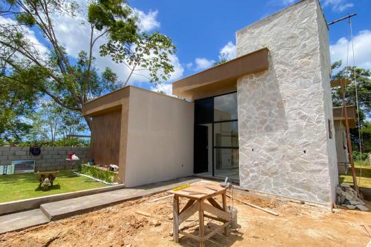 Casa em Camaçari no Bairro Abrantes