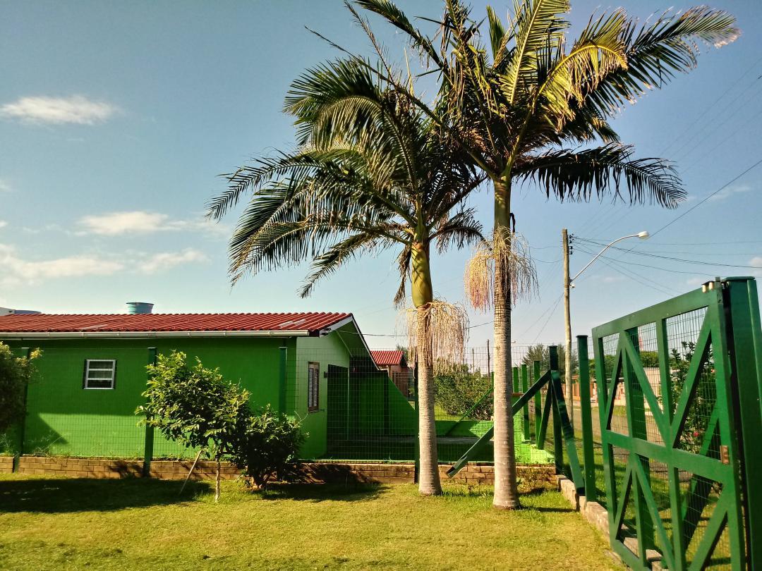 Casa a vendaVenda em Curumim no bairro Centro