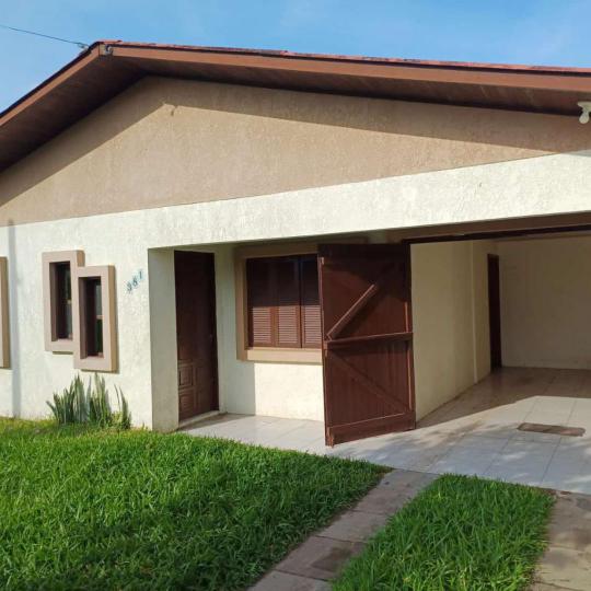 Casa - sobradoVenda em Capão da Canoa no bairro Curumim