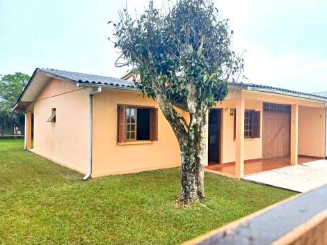 Casa em Capão da Canoa no Bairro Curumim