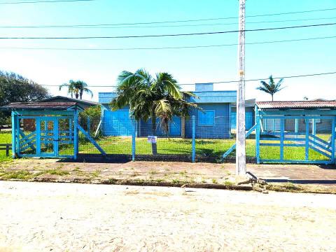 Casa - sobradoVenda em Praia de Curumim no bairro Praia de Curumim