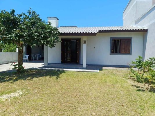 Casa em Capão da Canoa no Bairro Curumim