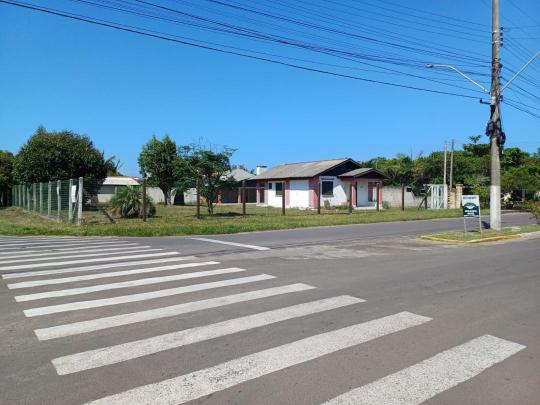 CasaVenda em Capão da Canoa no bairro Curumim