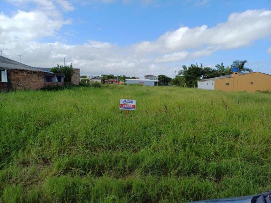 Terreno em Capão da Canoa no Bairro Curumim