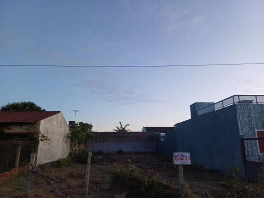 Terreno em Capão da Canoa no Bairro Curumim