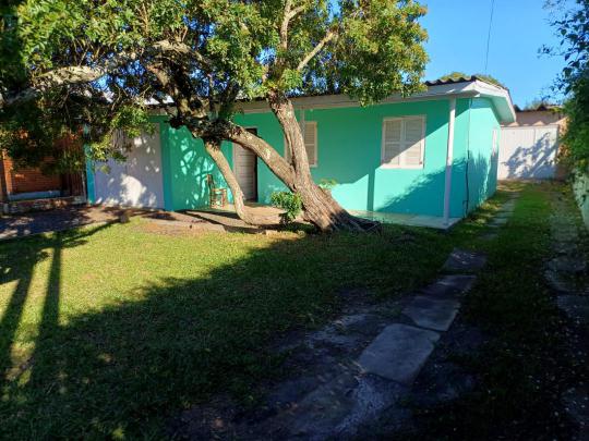 Casa em Capão da Canoa no Bairro Curumim