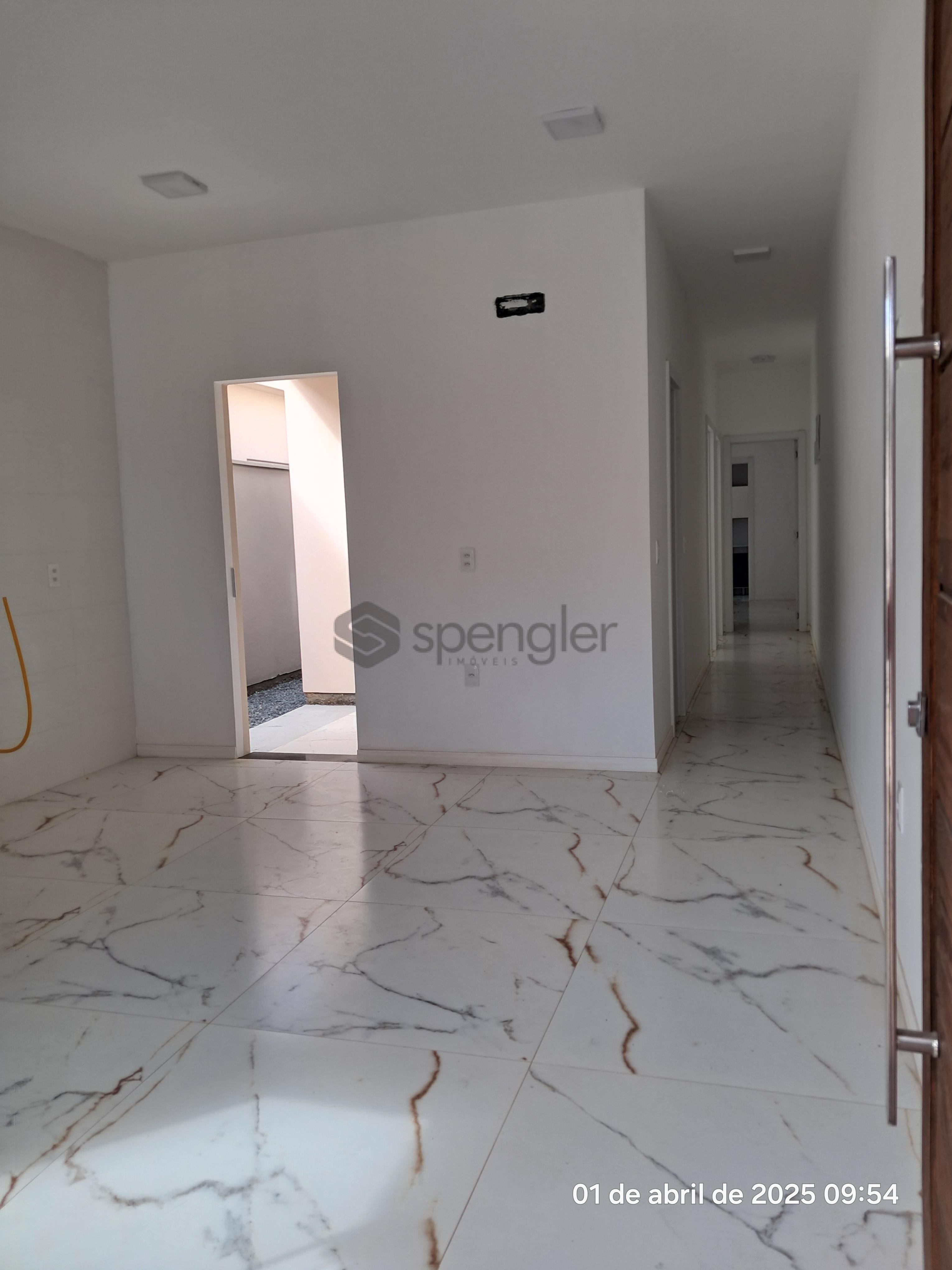 Aconchegante e espaçosa casa geminada para locação! REF: CA0808 — foto 3